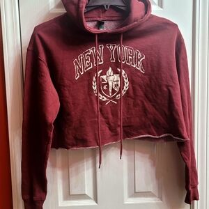 New York Cropped Hoodie - Maroon